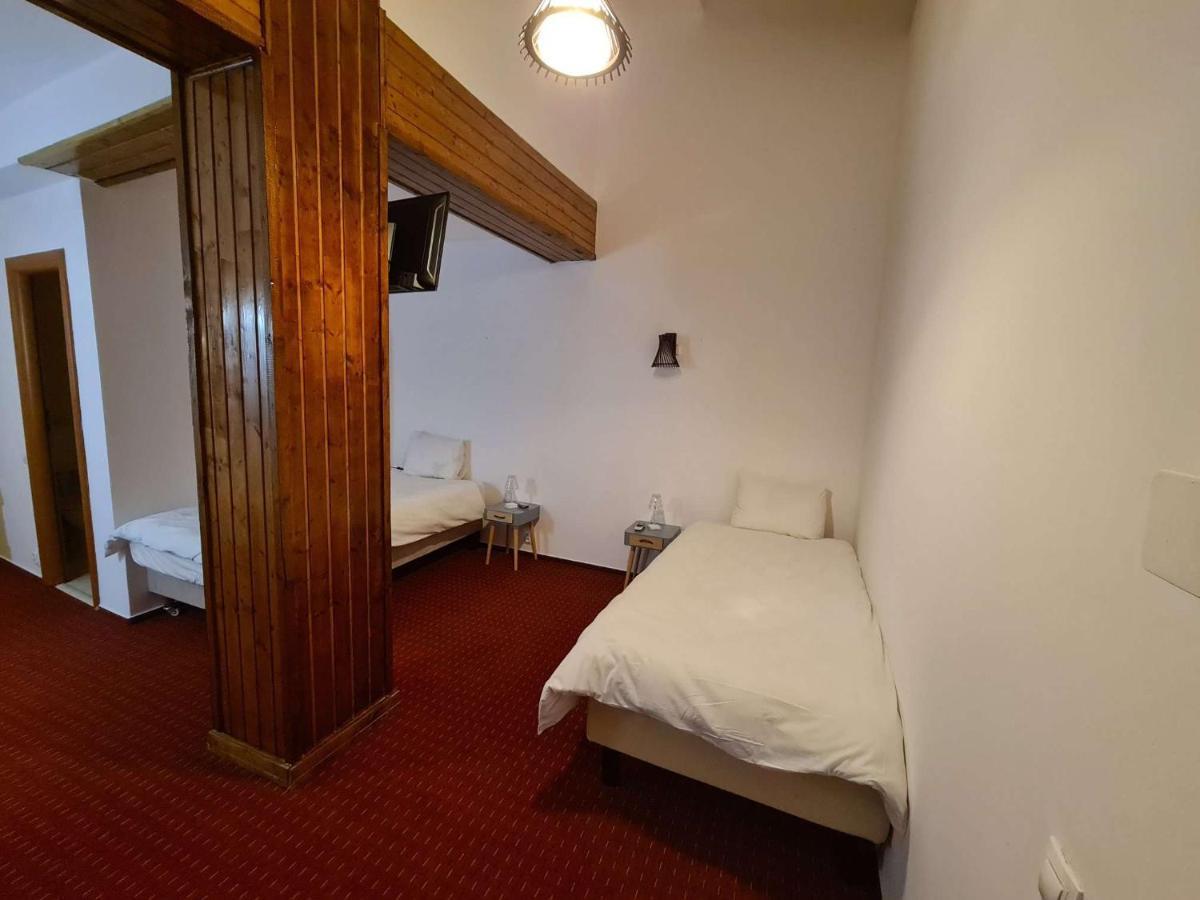 Karma Coffe&Room'S Bukarest Kültér fotó